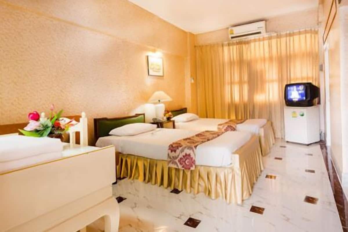 Supreme Room