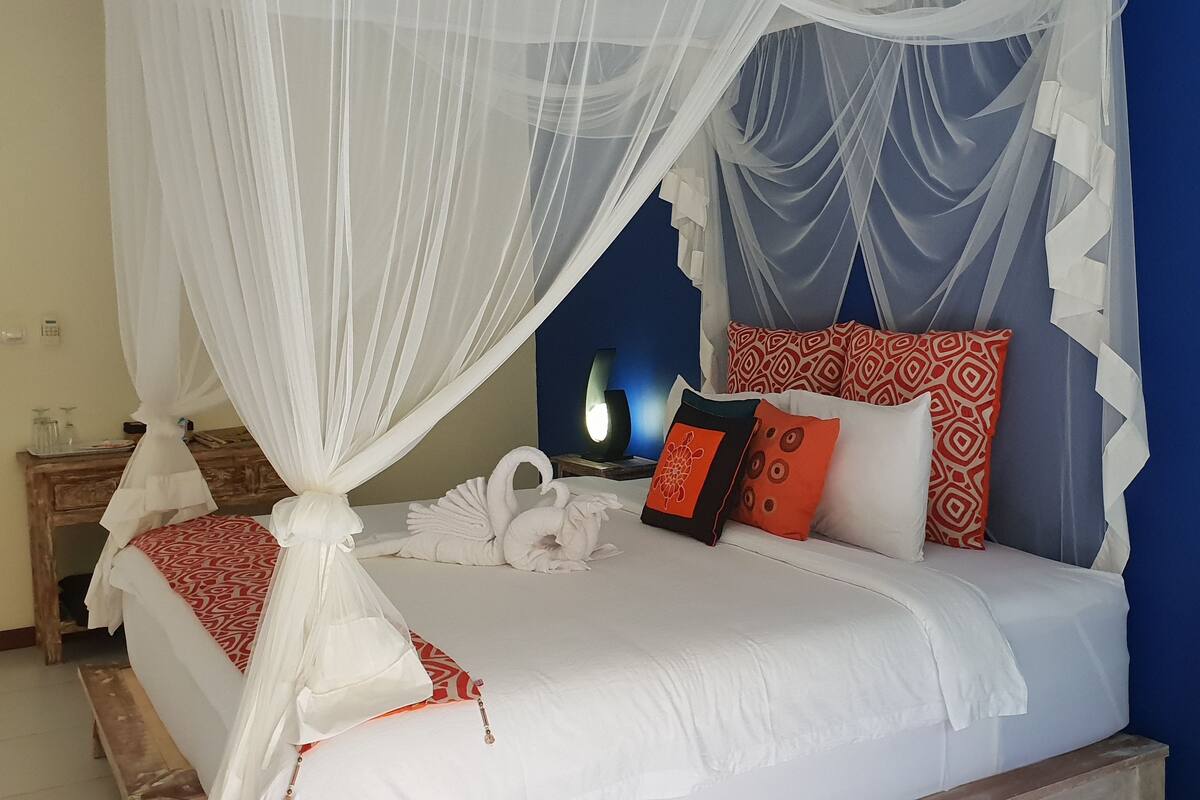 Bungalow Deluks, 1 kamar tidur | Minibar, brankas, Wi-Fi gratis, dan seprai linen