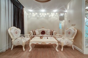 小型  套房, 海景 | 露台