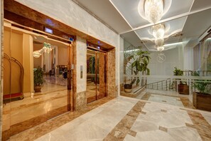 Elevator - Navona Hotel (Mersin)