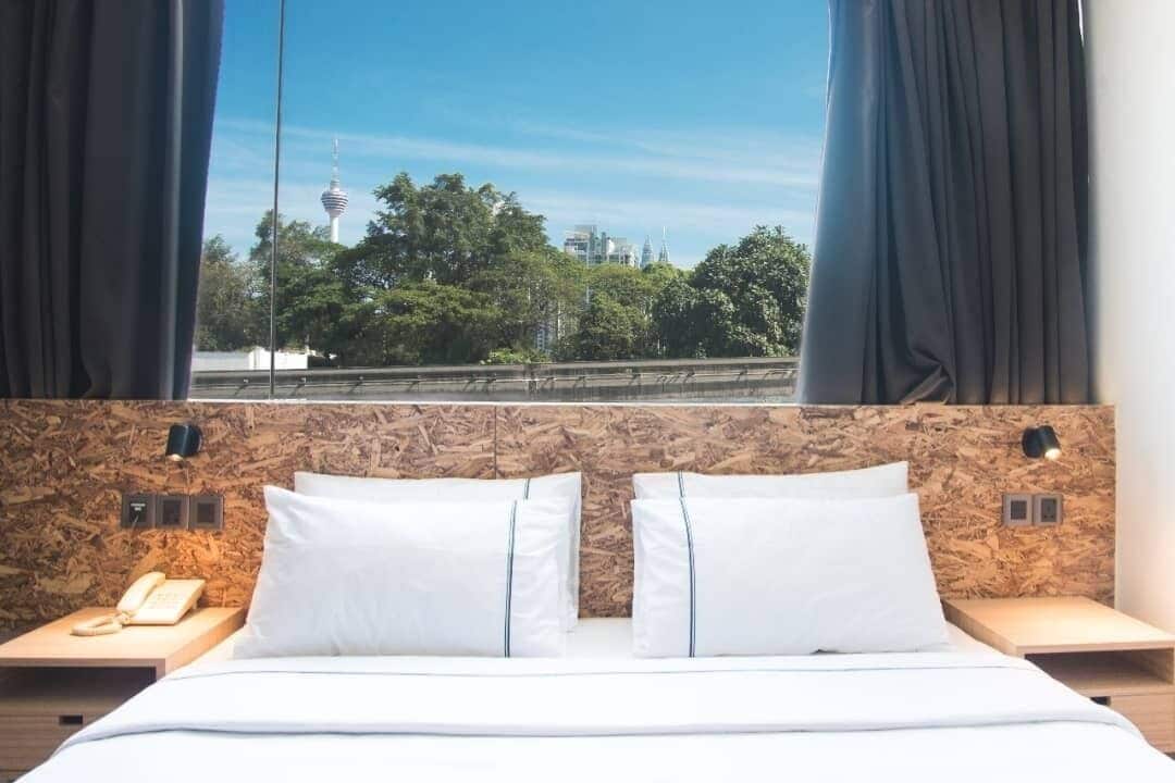 Executive Suite | Desk, soundproofing, free WiFi, bed sheets