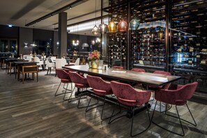 Breakfast, lunch and dinner served - Van der Valk Hotel Nijmegen - Lent (Lent)