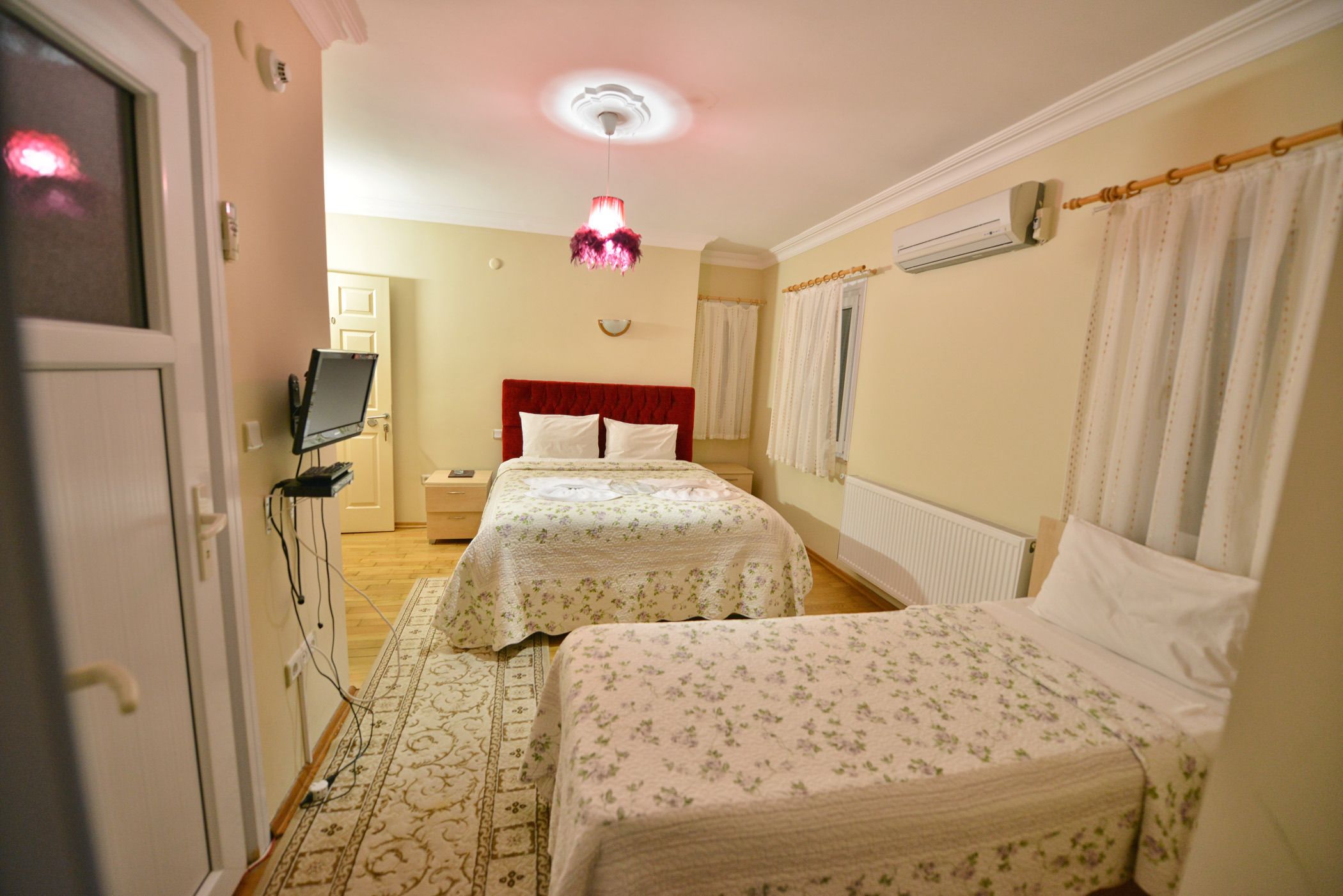 standard triple room | premium bedding, soundproofing, iron/ironing board