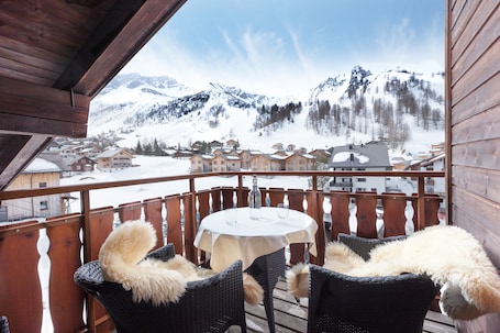 Terraza o patio. Familien & Sporthotel TURNA Malbun