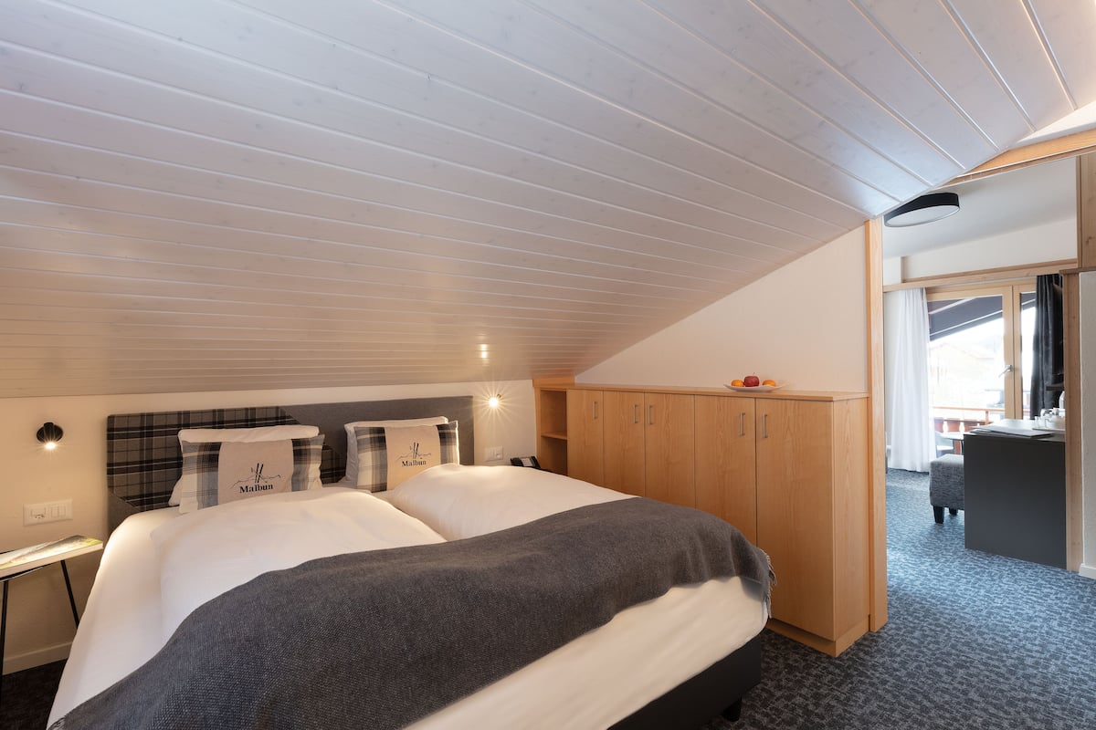family suite, 2 bedrooms (malbizimmer murmeli) | 2 bedrooms, premium bedding, down duvets, desk