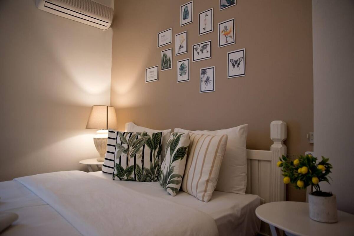 Wifi gratis y ropa de cama