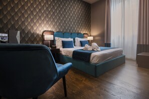 Superior-dobbeltværelse | Premium-sengetøj, dundyner, minibar, pengeskab på værelset