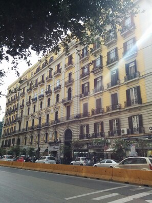 Aerial view - Be Italian Bovio Flats (Naples)