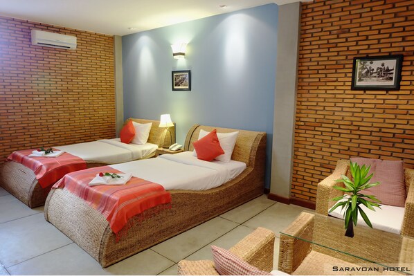 Minibar, caja de seguridad en la habitación, escritorio y wifi gratis 