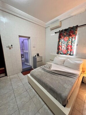 Habitación doble estándar | Escritorio, insonorización, cunas gratuitas y camas extra 