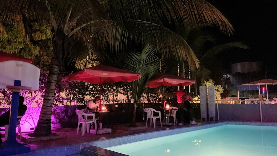 Woodpecker Resort