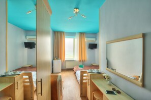 Comfort Double Room, Sea View | Minibar, in-room safe, desk, free cots/infant beds