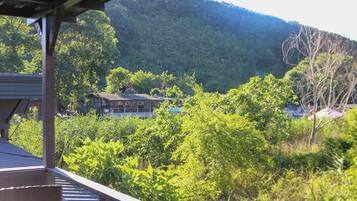 Minibar, in-room safe, free WiFi, bed sheets