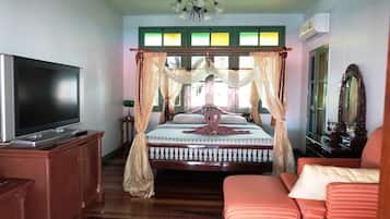 Room Type A | Escritorio, cortinas opacas, wifi gratis
