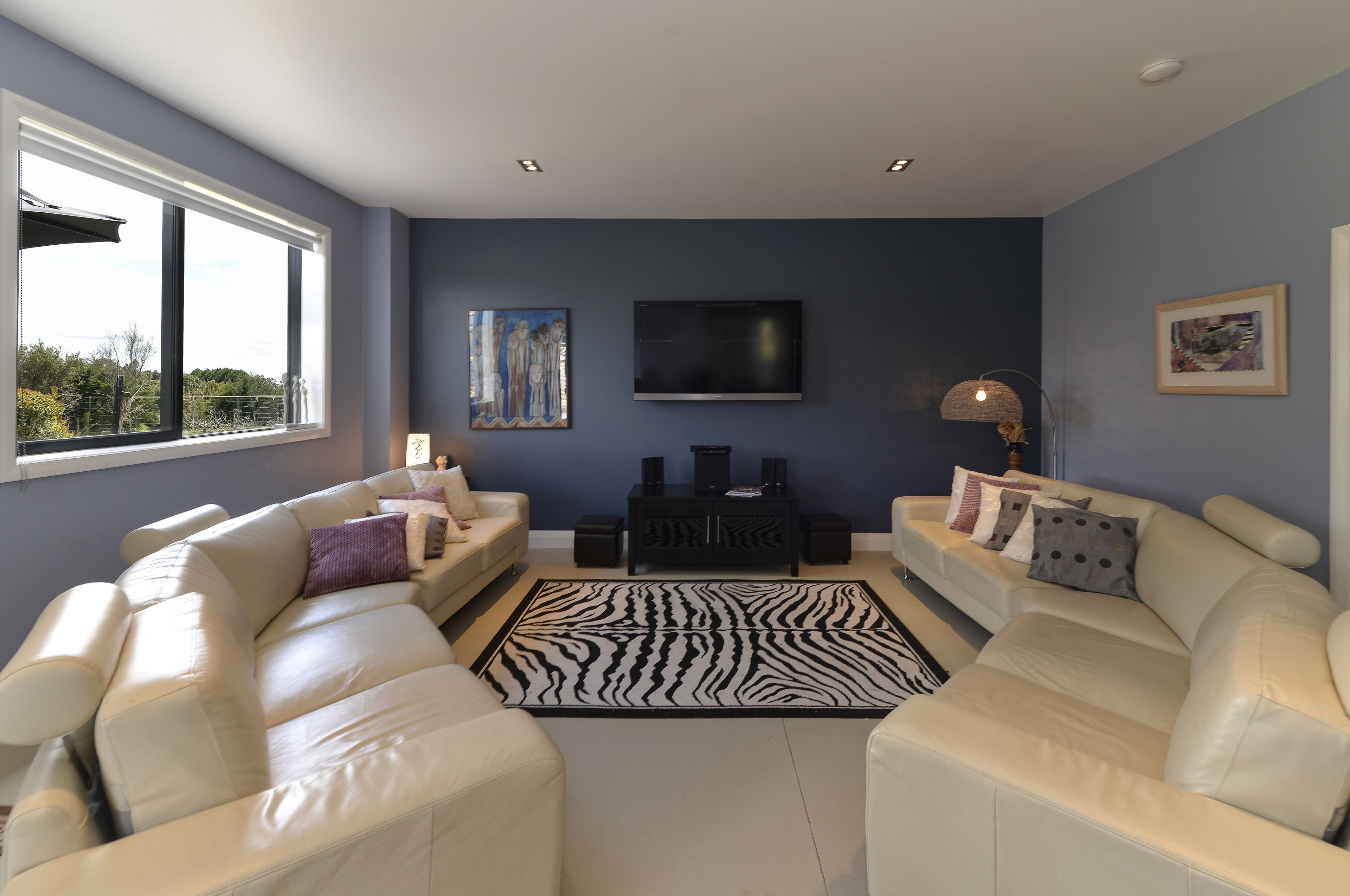 Casa premier, 4 quartos, vista para o jardim (2 King and 5 Single) | Sala de estar | TV de tela plana