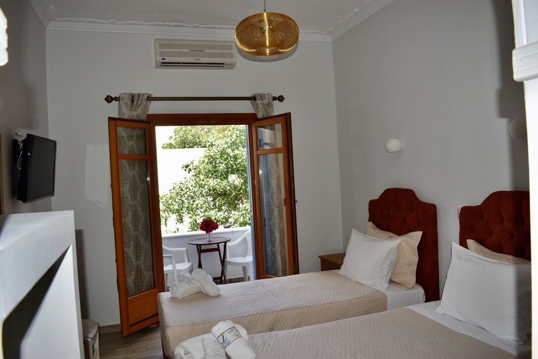 superior double room | in-room safe, iron/ironing board, free wifi, bed sheets