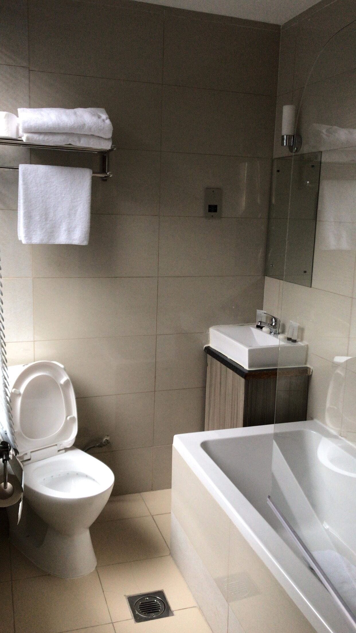 Photo - Elsinore Hotel Llandudno