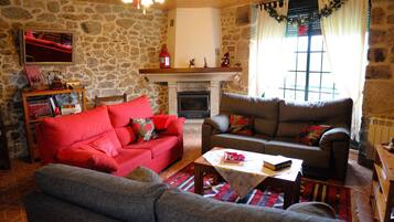 Living room | Flat-screen TV