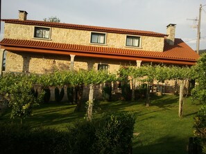 Garden - Casa Rural Os Carballos (Barro)
