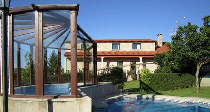 Casa Rural Os Carballos