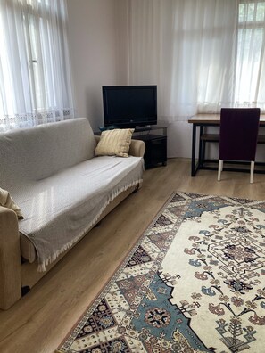 Standardzimmer, 3 Schlafzimmer, Küche, Annex | Individuell dekoriert, individuell eingerichtet, Verdunkelungsvorhänge