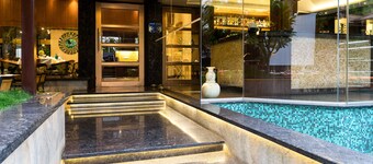 Treebo Premium Grand Emerald