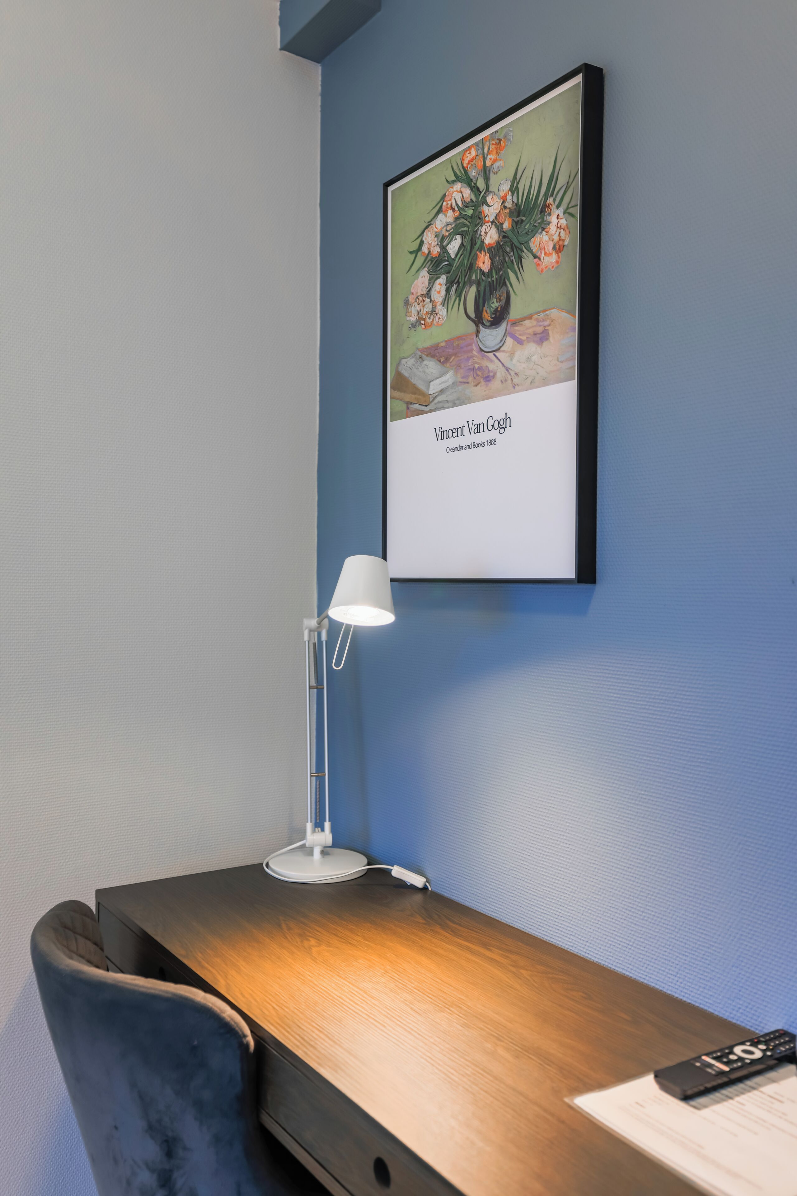 Superior Double Room, Sea View | Living area | Flat-screen TV