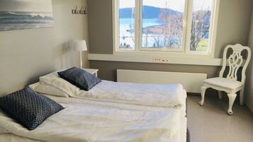 Leilighet – comfort | Senger med overmadrass, individuelt dekorert og wi-fi (inkludert)