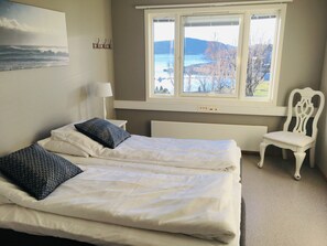 コンフォート アパートメント | ピロートップベッド、客室ごとに異なる装飾、WiFi (無料)、ベッドシーツ