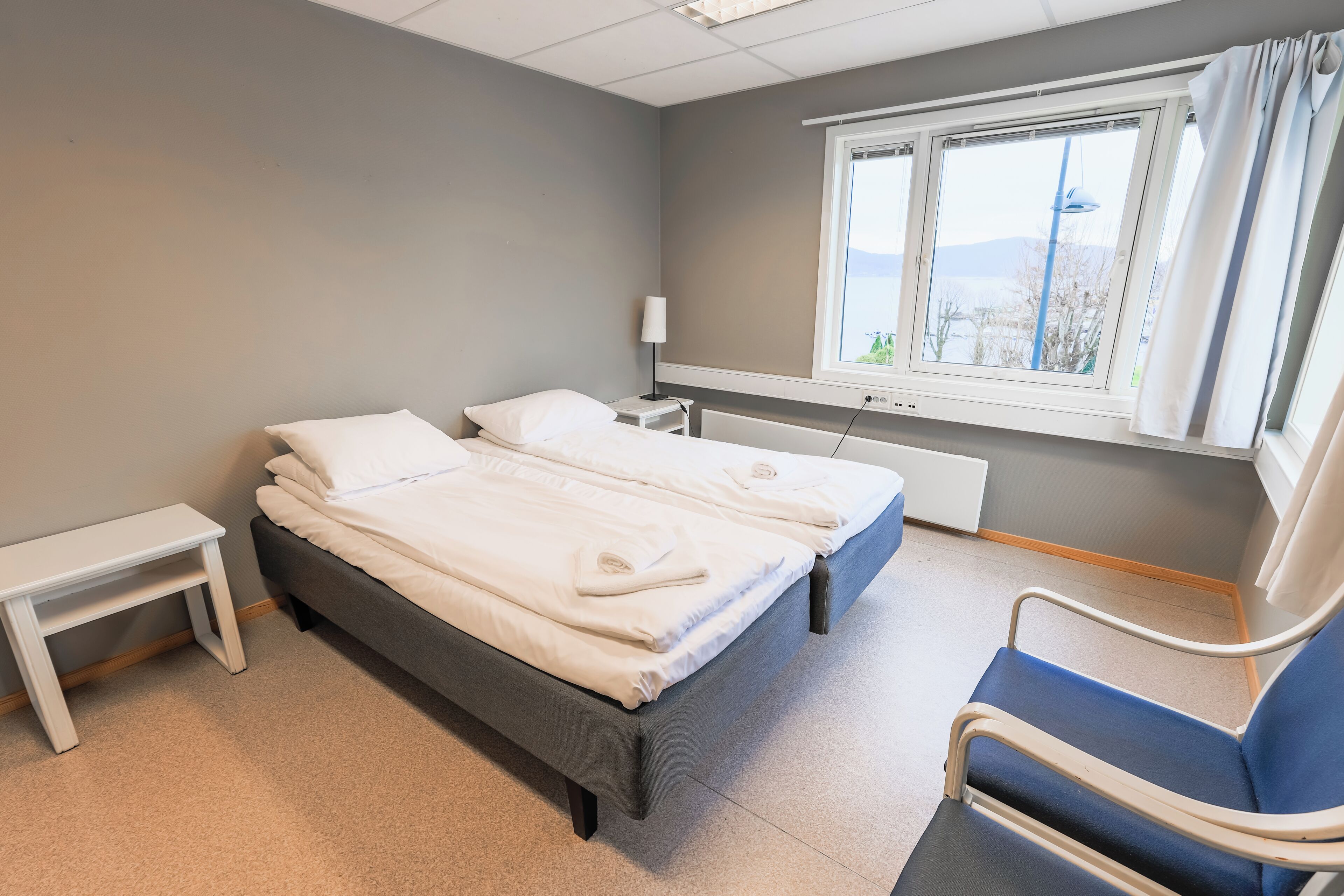 컴포트 아파트 | 필로우탑 침대, 각각 다른 스타일의 인테리어, 무료 WiFi, 침대 시트