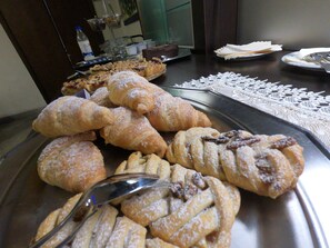 Kontinental frokost mot et tillegg