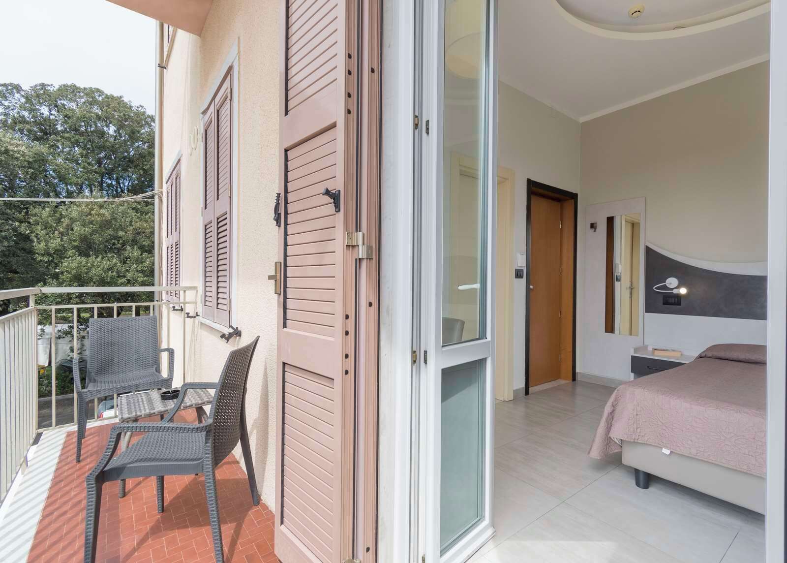 Chambre Supérieure Double ou avec lits jumeaux, balcon