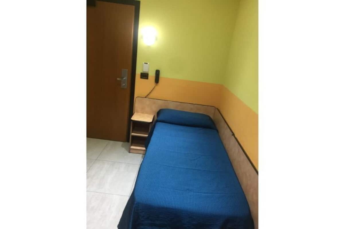 Enkelrum | 1 sovrum, sängtillbehör av högsta kvalitet och minibar
