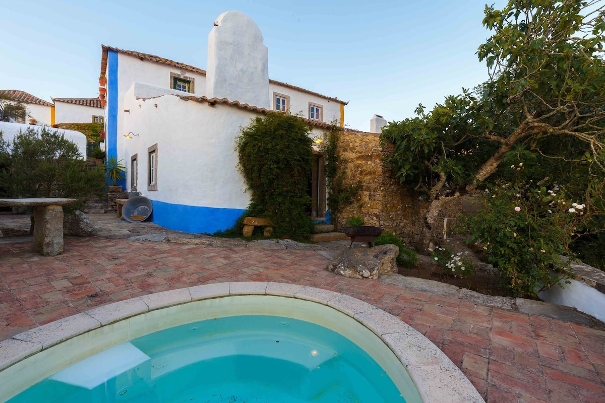 House, 3 Bedrooms, Private Pool | Individually decorated, individually furnished, cots/infant beds