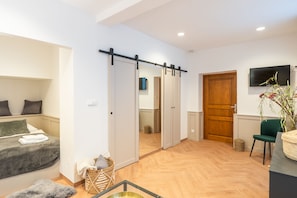 Economy Room, 1 Bedroom, Private Bathroom, Ground Floor | Soundproofing, free WiFi, bed sheets - Penzion Weber (Cesky Krumlov)