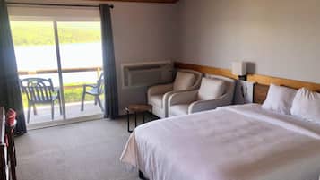 Standard Room | Desk, free WiFi, bed sheets