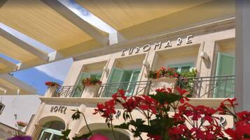 Facciata della struttura