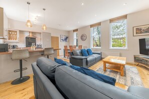 Executive suite | Luxe beddengoed, individueel gedecoreerd, verduisterende gordijnen