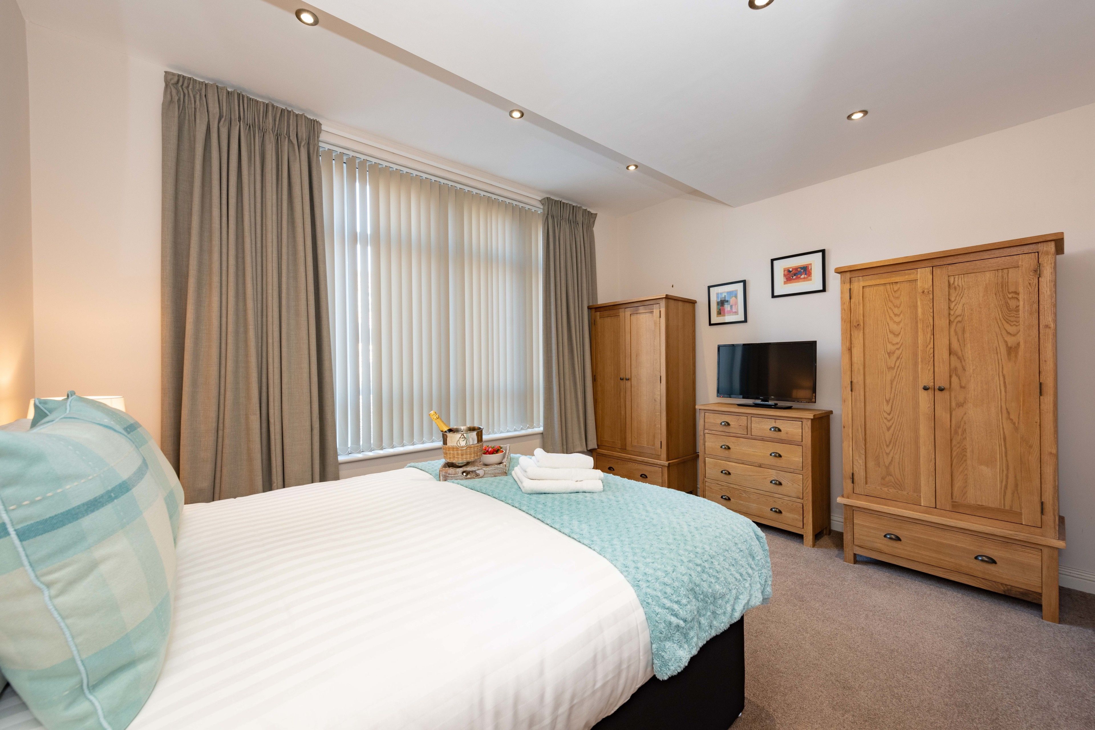 Appartement Luxe, 1 chambre, accessible aux personnes à mobilité réduite | Vue de la chambre