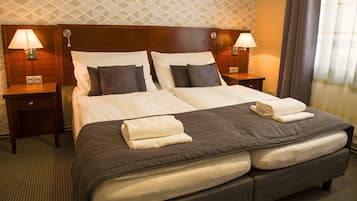 Premium bedding, minibar, in-room safe, desk