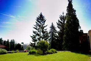 Garden - Pension Falconi (Kolin)