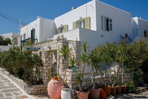 Exterior - Leonardos Apartments (Paros)