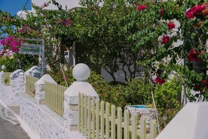 Exterior - Leonardos Apartments (Paros)