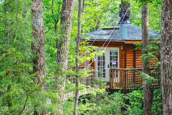 全景树屋, 1 间卧室, 热水浴缸, 山腰 | 熨斗/熨衣板、免费 WiFi、床单