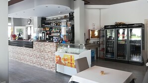 Bar (in der Unterkunft)