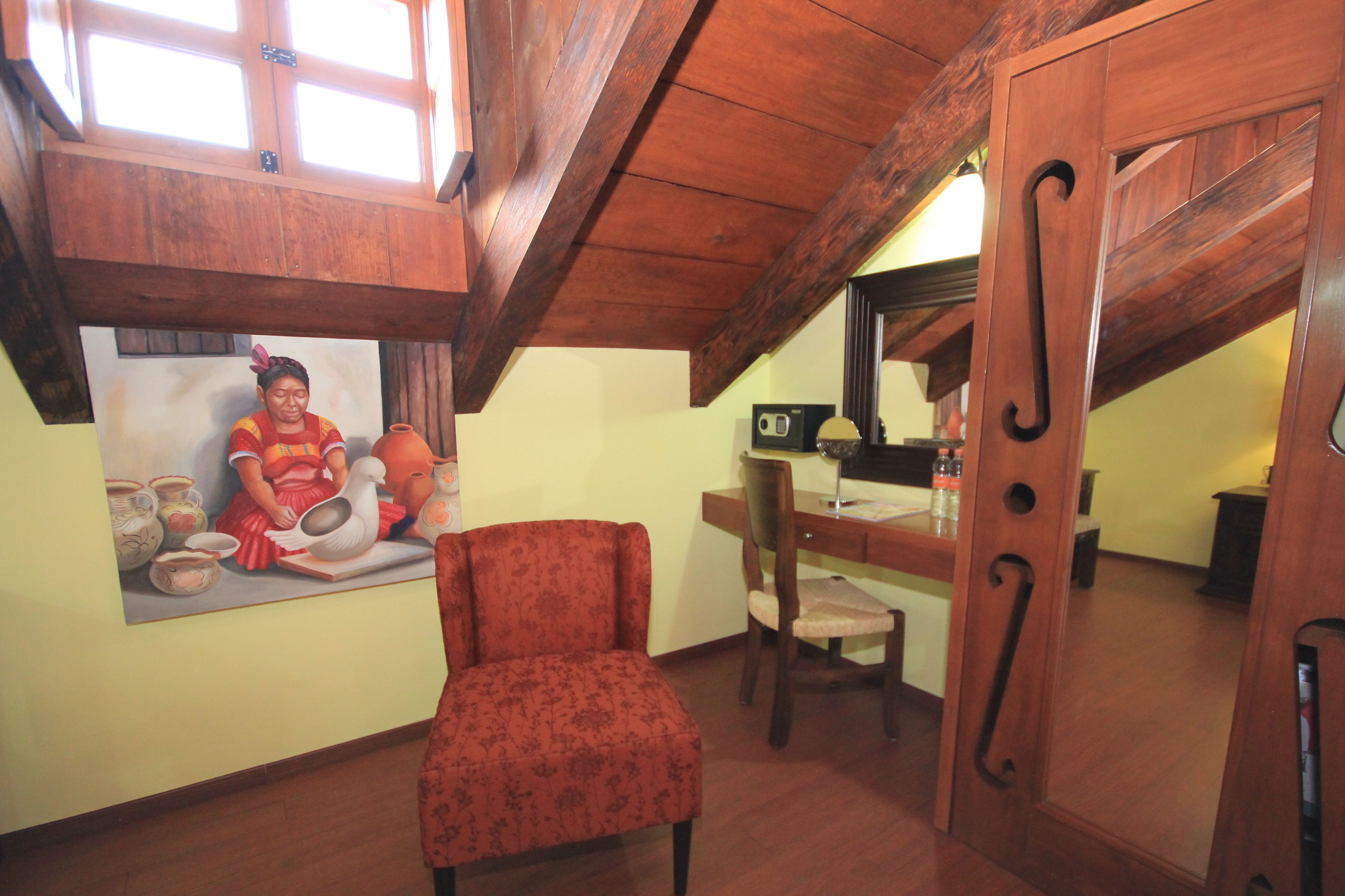 queen room | in-room safe, individually decorated, individually furnished, desk