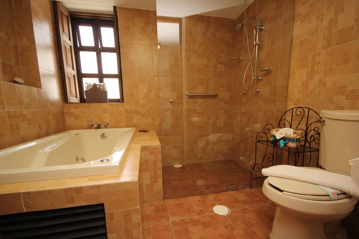 master suite | in-room safe, individually decorated, individually furnished, desk