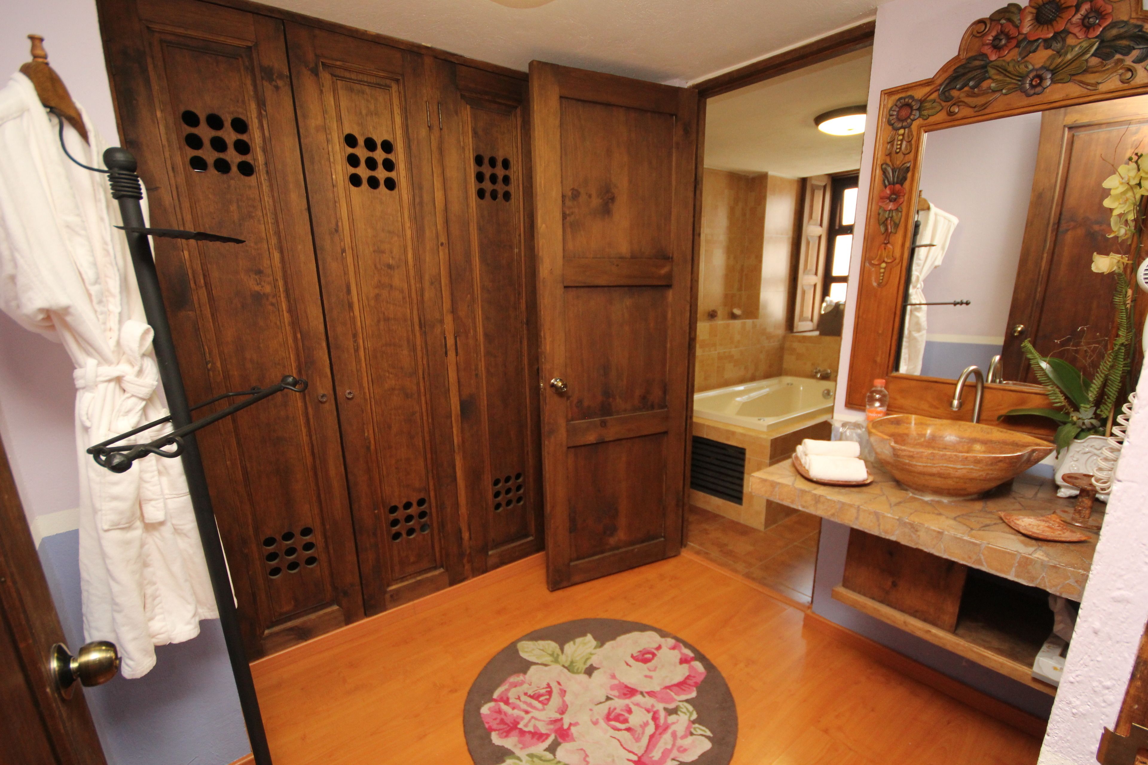 master suite | in-room safe, individually decorated, individually furnished, desk