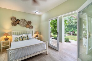 Individually decorated, individually furnished, free WiFi, bed sheets - Casa Leona (Tamarindo)