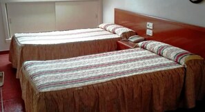 Gambar tidak terklasifikasi, 2 dari 16, tombol